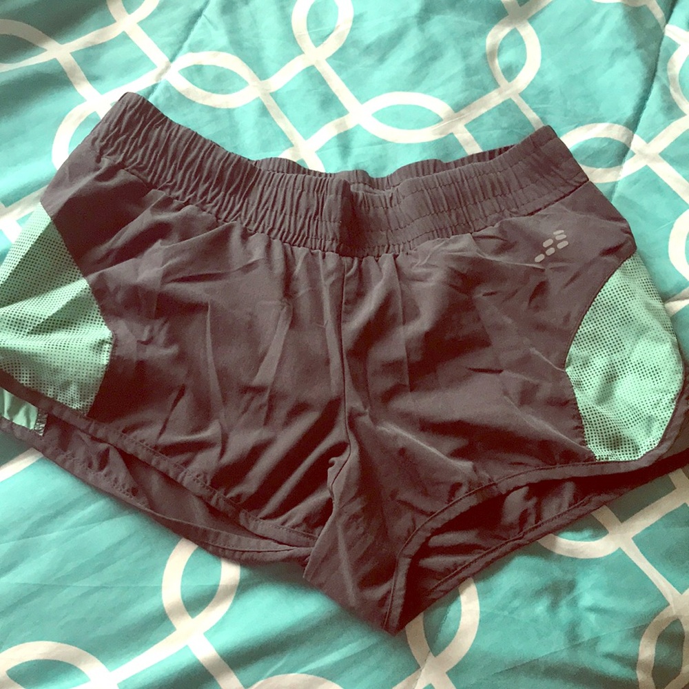 Running shorts